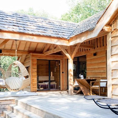 Dolce Et Cabane Berat Exterior photo