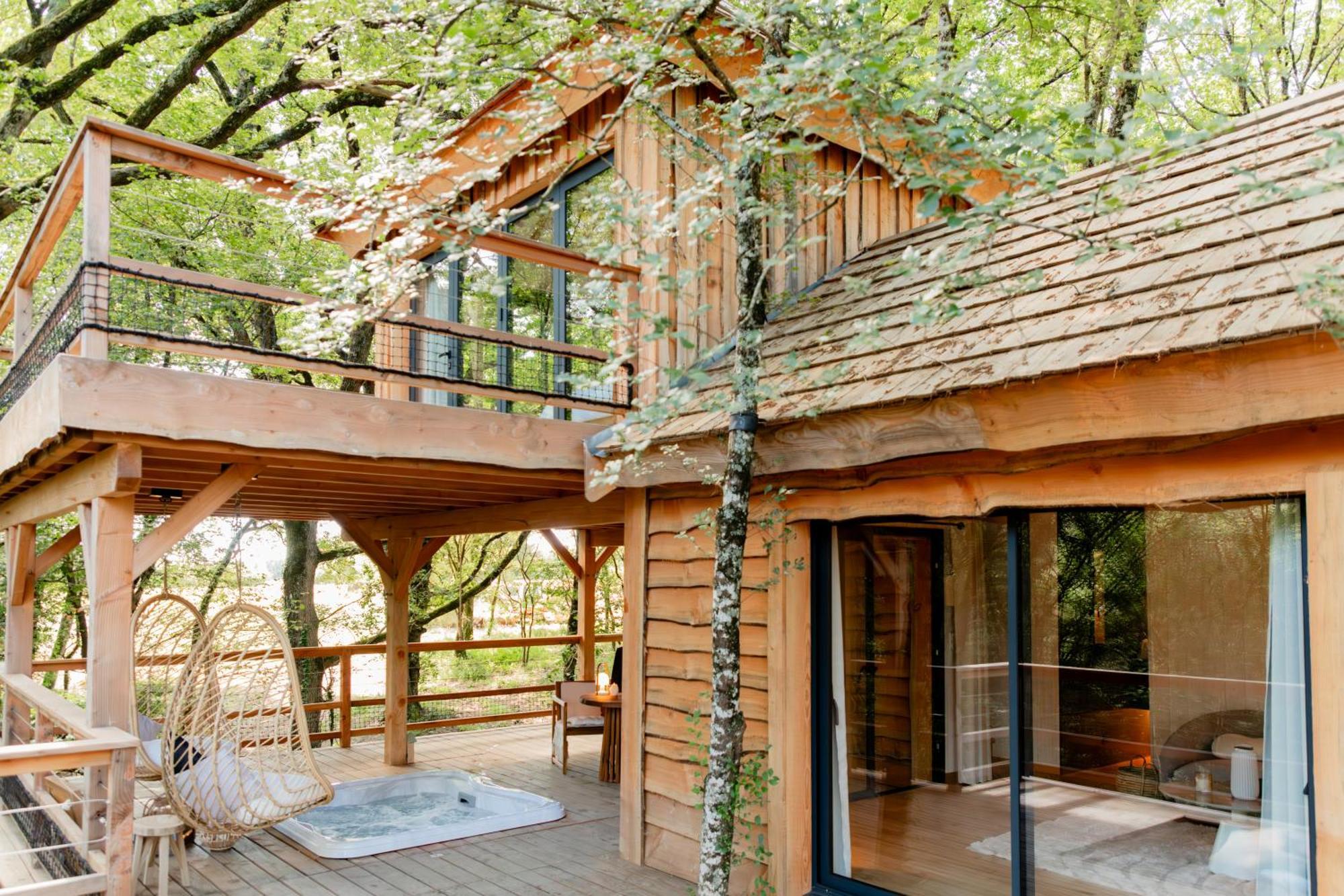 Dolce Et Cabane Berat Exterior photo