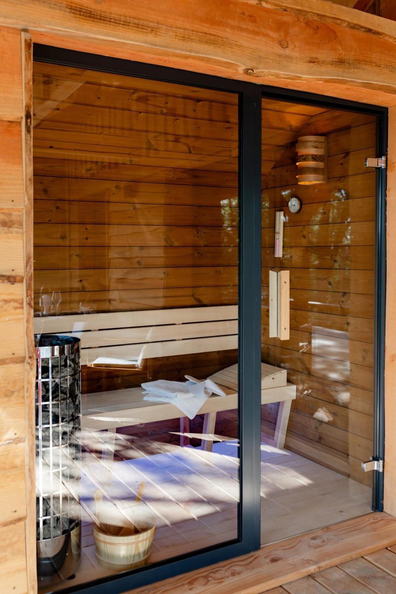 Dolce Et Cabane Berat Exterior photo