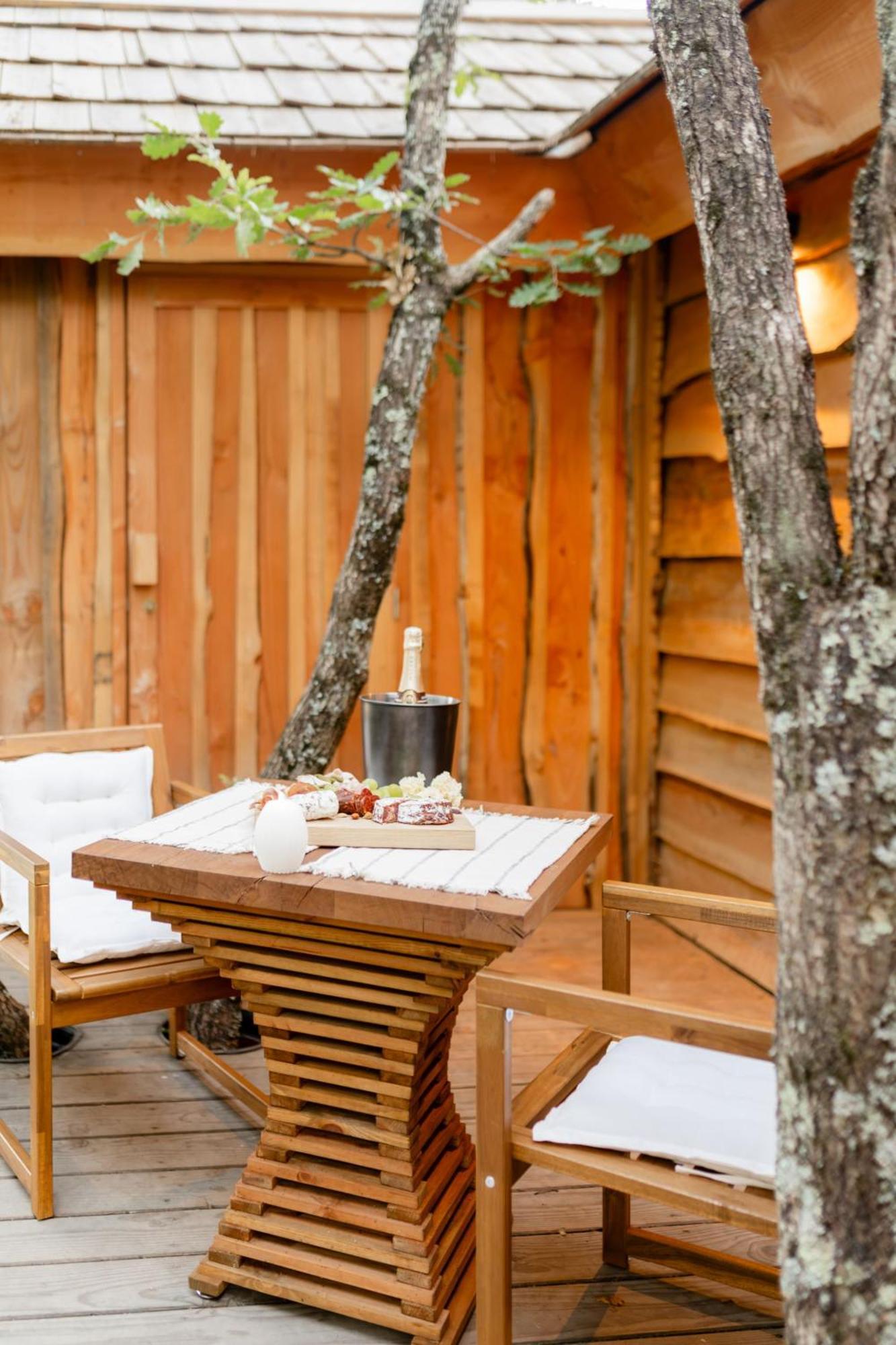 Dolce Et Cabane Berat Exterior photo